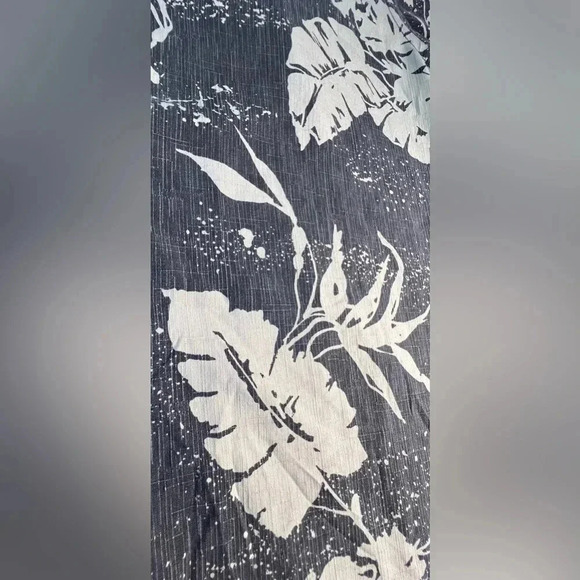 Tommy Bahama | men’s Just Coasting Paradise camp shirt. Size: M - Picture 12 of 16